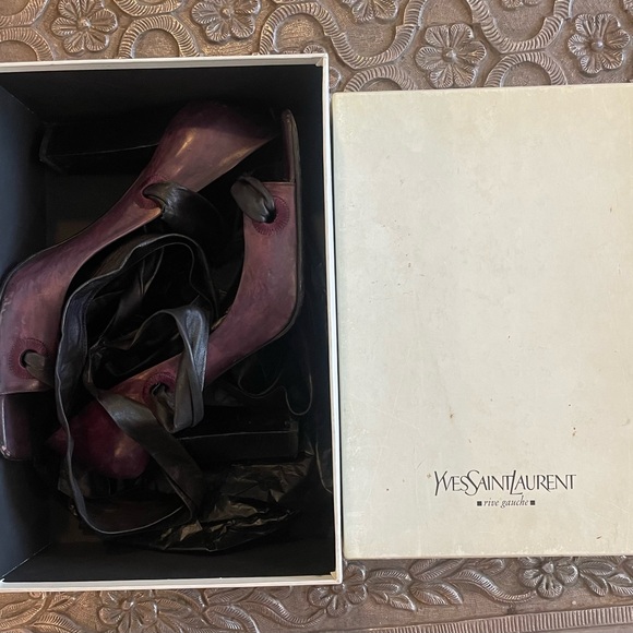 YSL Betis Strappy Heel - Picture 16 of 16